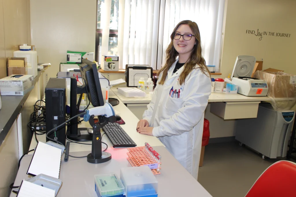 Amanda Leonhard, medical technologists at Blood Bank of Delmarva (BBD)