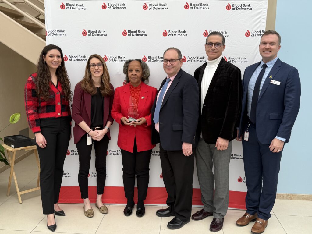 Dr. Charles Drew Lifesaver Award recipient Roslyn Whitehurst with BBD' s Sophie Phillips, Kristin Frederick, Bruce Sachais, Steve Corse, and Keith Heim